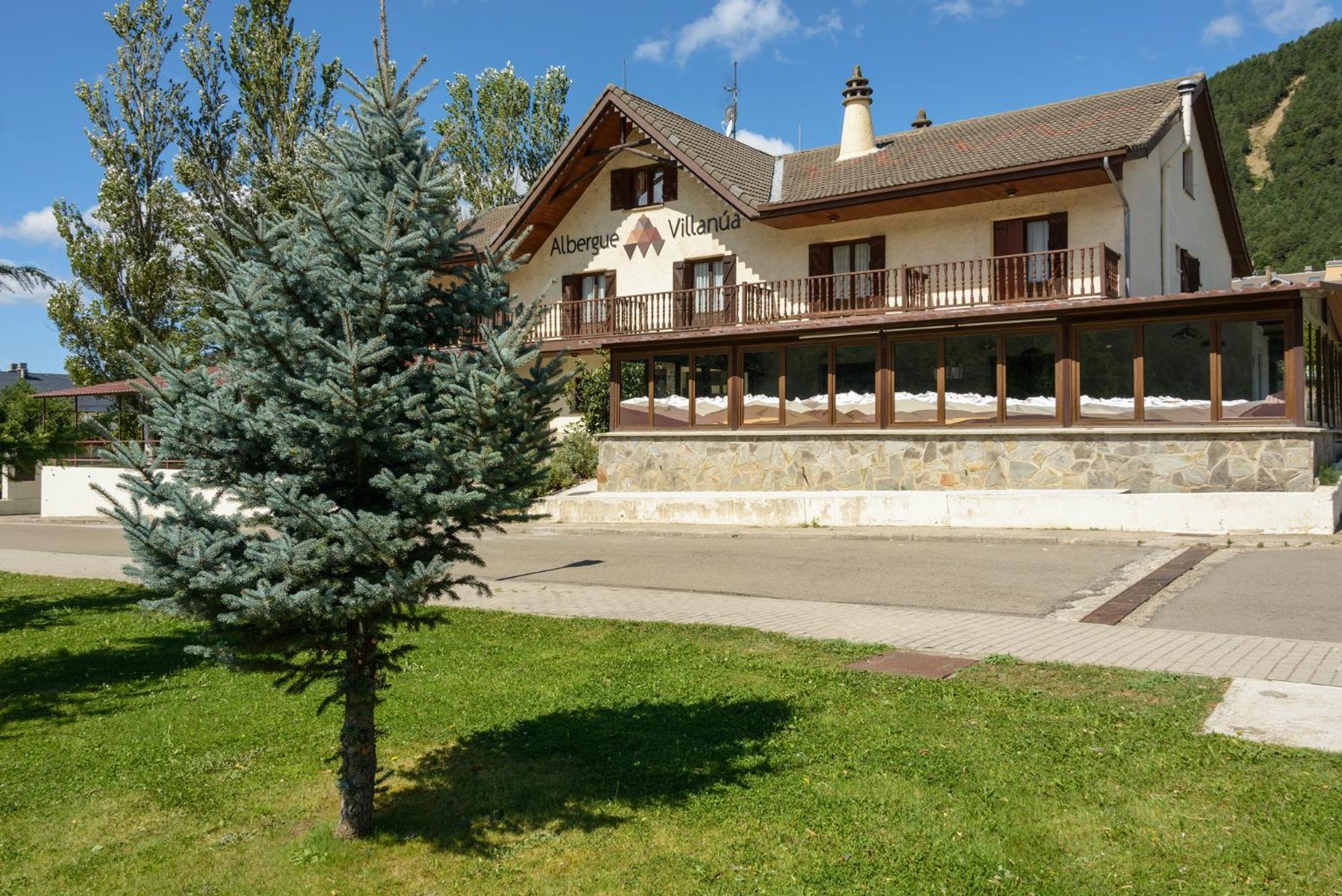 Albergue Villanua Exterior photo